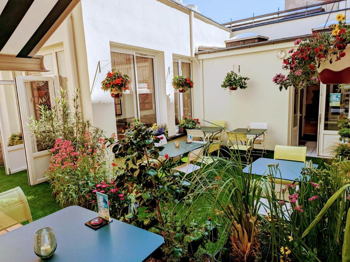 Hotel Arverna Vichy - Clt'Hotel מראה חיצוני תמונה