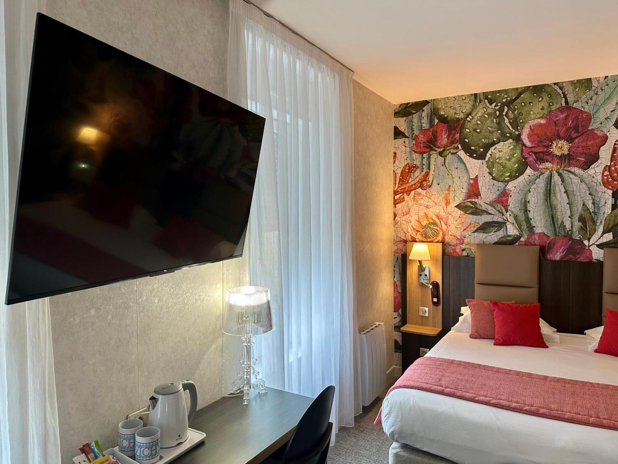 Hotel Arverna Vichy - Clt'Hotel מראה חיצוני תמונה