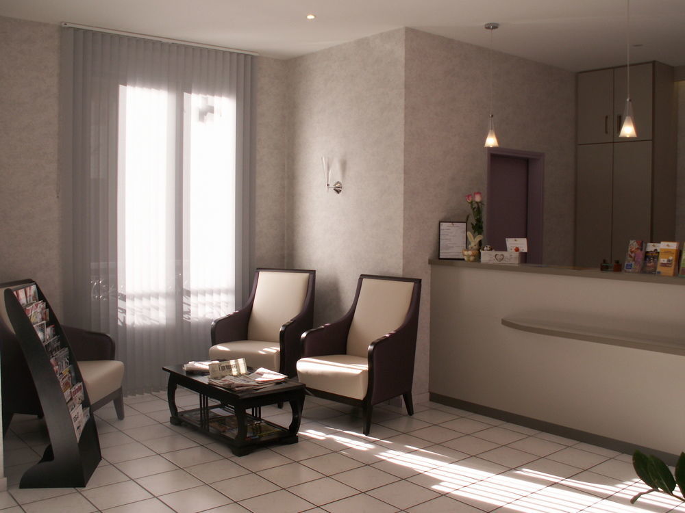 Hotel Arverna Vichy - Clt'Hotel מראה חיצוני תמונה