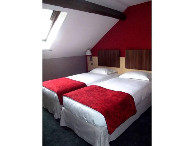 Hotel Arverna Vichy - Clt'Hotel מראה חיצוני תמונה